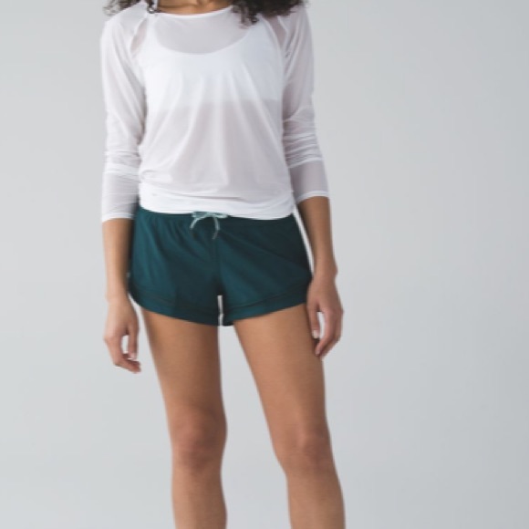 🍁50% Off Sale 🍁 Lululemon Make A Move Short - Picture 5 of 9